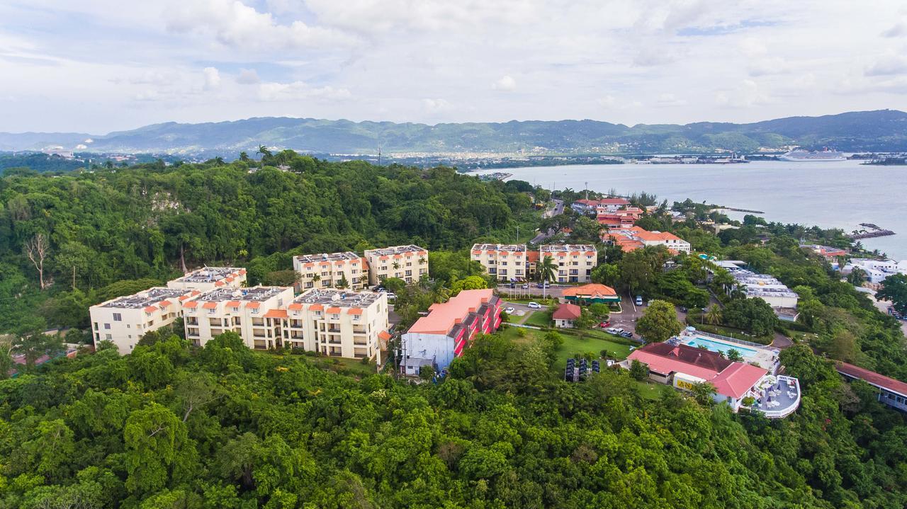 El Greco Resort Montego Bay Exterior photo
